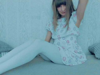 YourCaramel webcam model stream image