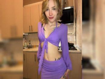 AlinnaAnnila webcam model stream image