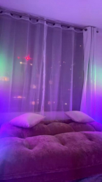 karenbrunette webcam model stream image