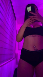 karenbrunette webcam model stream image