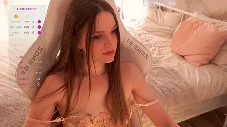 linessssa webcam model stream image