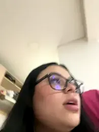 alissonfernandez_ webcam stripchat model stream image