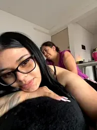 alissonfernandez_ webcam model stream image