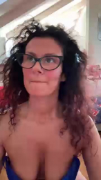 Antonella524 webcam model stream image