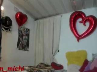sexy-laady webcam model stream image