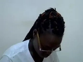 lupita_0 webcam model stream image