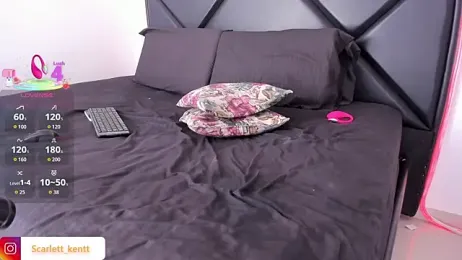 ScarlettAndClark webcam model stream image