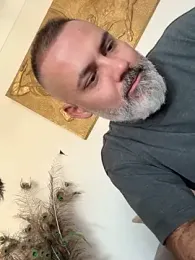 WildFlame2525 webcam model stream image