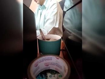 Molii-Molii35 webcam bongacams model stream image