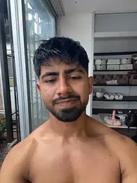 Teaserhoussejj_ webcam model stream image