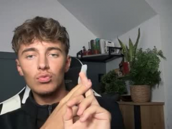luciancrowe webcam model stream image