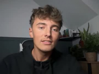 luciancrowe webcam model stream image