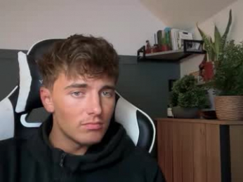 luciancrowe webcam chaturbate model stream image