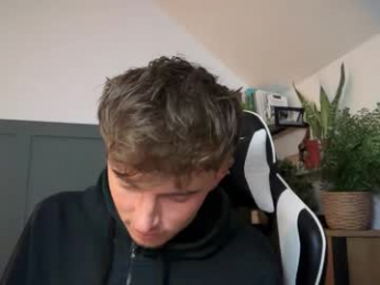 luciancrowe webcam model stream image