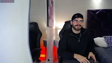 DomBoy_ webcam model stream image