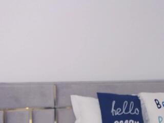 Alexia Cage webcam model stream image