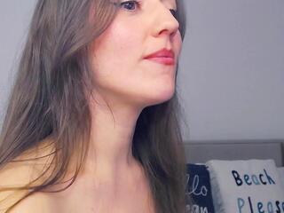 Alexia Cage webcam model stream image