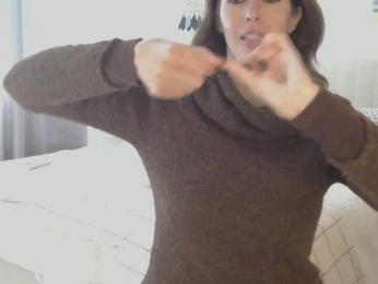 WhiteQueen888 webcam preview