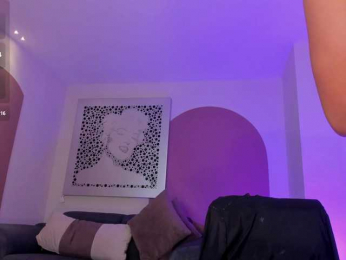 SaraNovac webcam model stream image
