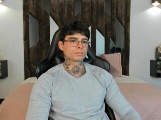 Mateo Diluca webcam model stream image