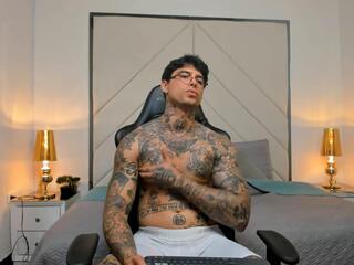 Mateo Diluca webcam flirt4free model stream image
