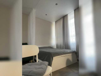 v_-_-_v webcam model stream image