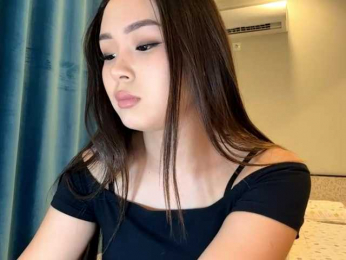 LatrishaAltigs webcam model stream image