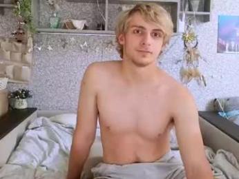 bloodyblondiee webcam model stream image