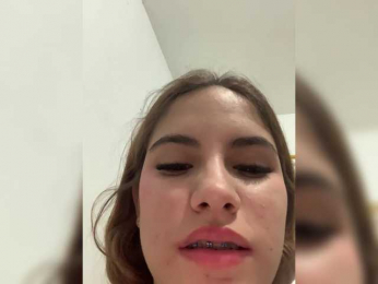 MiluRosse webcam model stream image