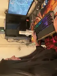 Felicia_smok3 webcam model stream image
