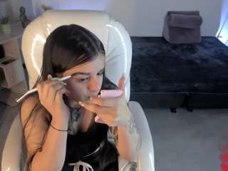niicole-fox2 webcam camsoda model stream image