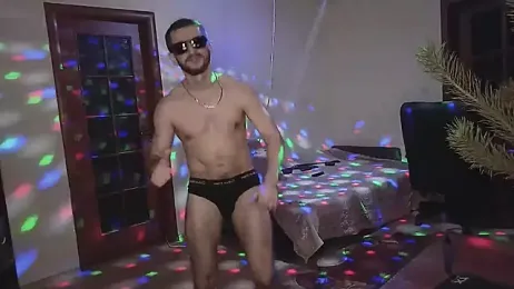 333Alone_in_theDark777 webcam model stream image