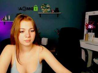 demi-mooore webcam model stream image
