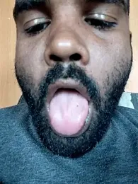 MOSLAHH webcam model stream image