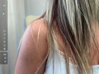 ZlataPeach webcam model stream image
