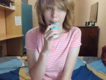 Lizamiillss webcam model stream image