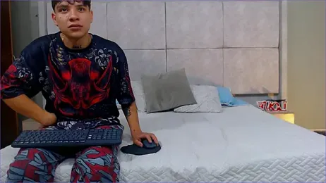 vale_maty1 webcam Stripchat model stream image