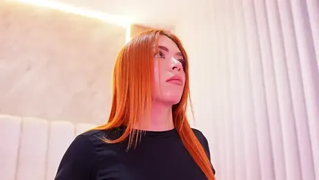 emyli_sw_ webcam model stream image