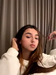 LunaSophia_ webcam model stream image