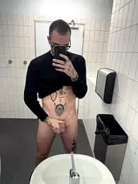 xAaronx9095 webcam model stream image