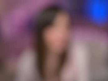 newchloe18 webcam chaturbate model stream image