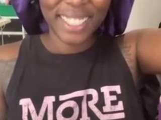 yoursecret1425 webcam model stream image