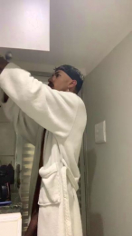 Binhoboss webcam model stream image