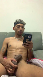 Binhoboss webcam model stream image