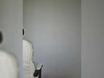 VladaMais webcam model stream image