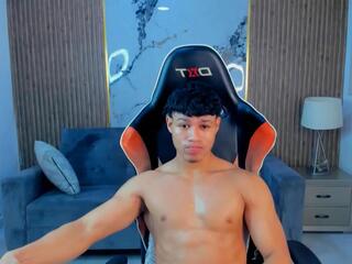 Zayn Vencell webcam model stream image