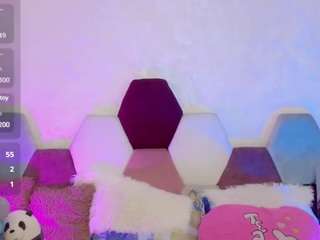 miss-adriana webcam model stream image