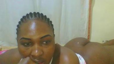 cute_lavenda webcam model stream image