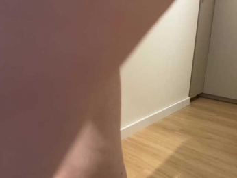 KellyyBeryy webcam model stream image