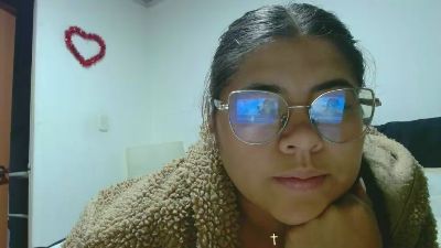Dulce_cloee webcam model stream image